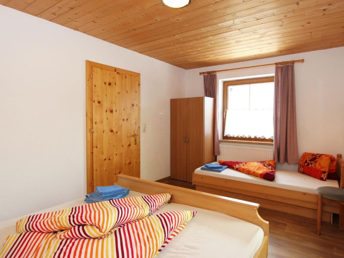Apartment Zillertalblick By Interhome Hainzenberg Exteriör bild